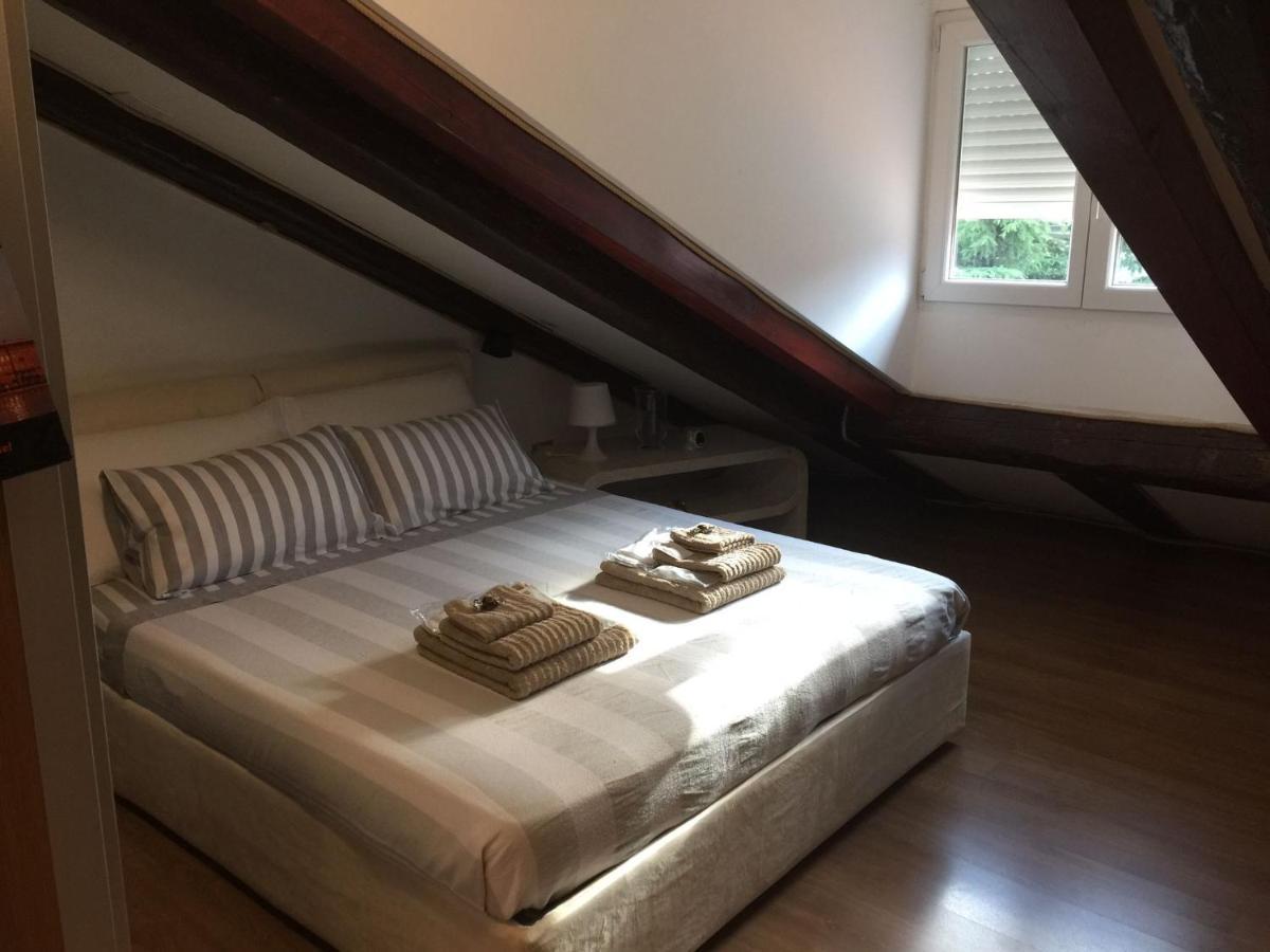 Appartement Mansarde Rive à Trieste Extérieur photo