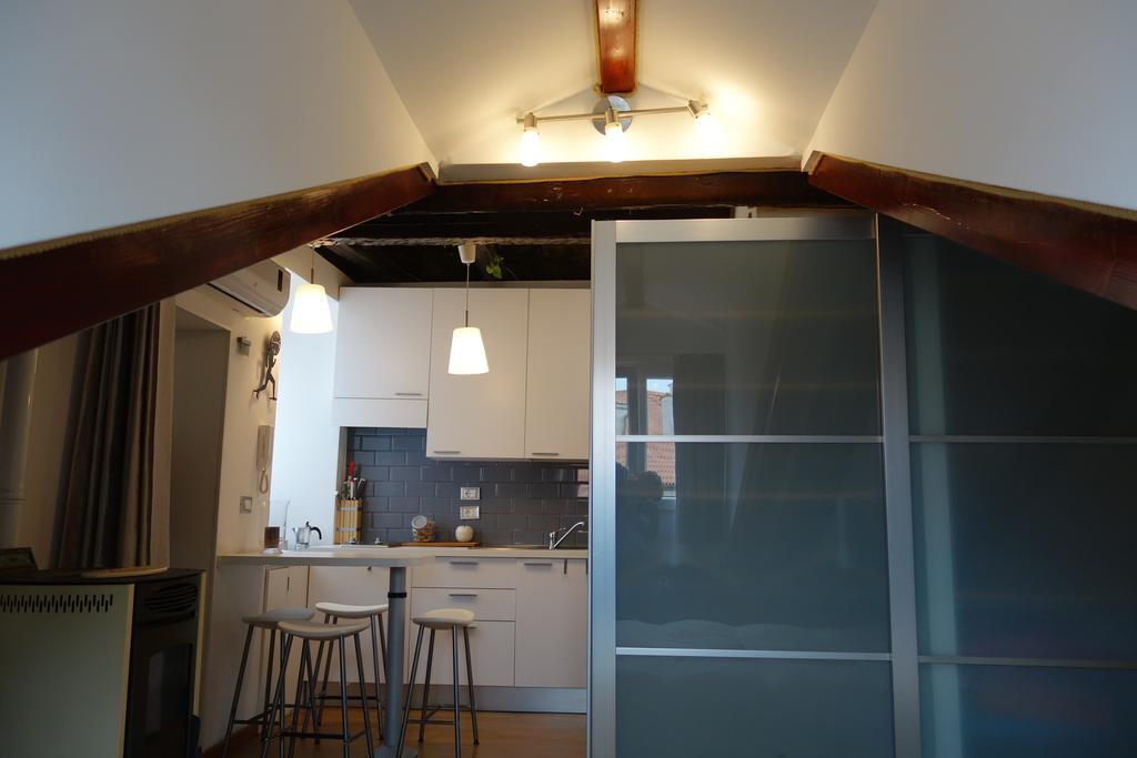 Appartement Mansarde Rive à Trieste Chambre photo
