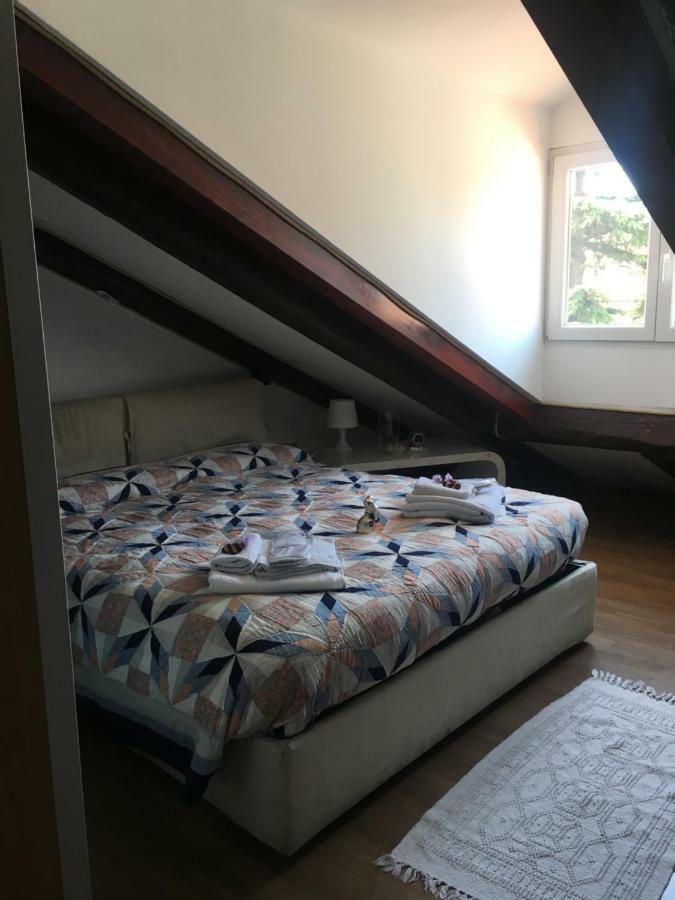 Appartement Mansarde Rive à Trieste Extérieur photo